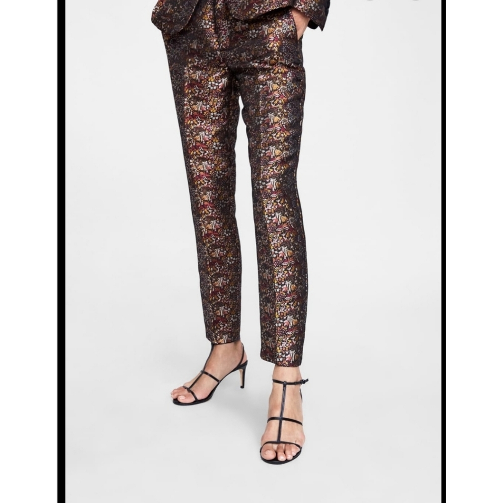 Gorgeous Jacquard Floral Zara Slacks